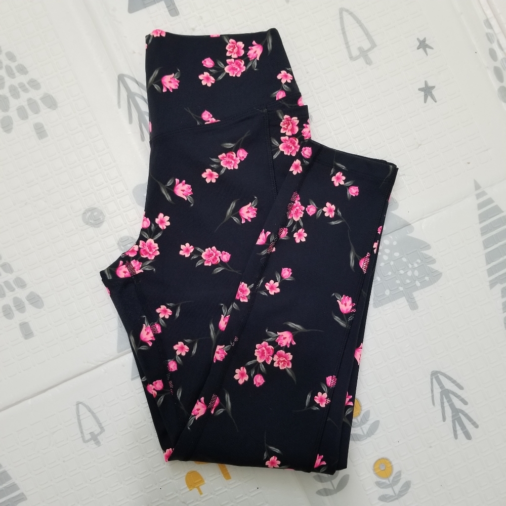 PINK Ultimate floral leggings